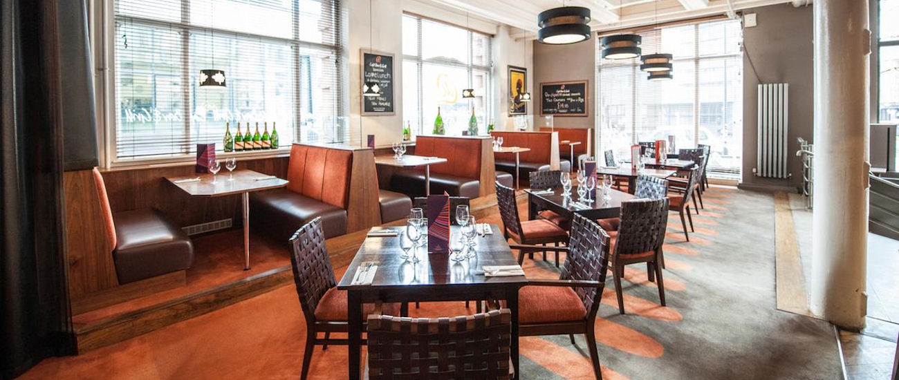 Lounge Bar - Manchester